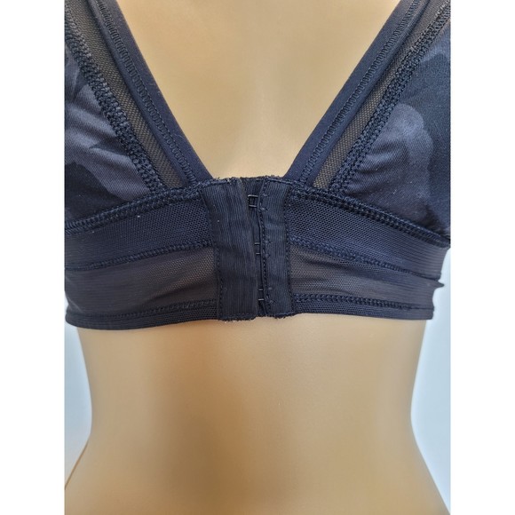 LuLuLemon | Black Sports Bra | Removable Cups | Womens Small - Picture 12 of 14